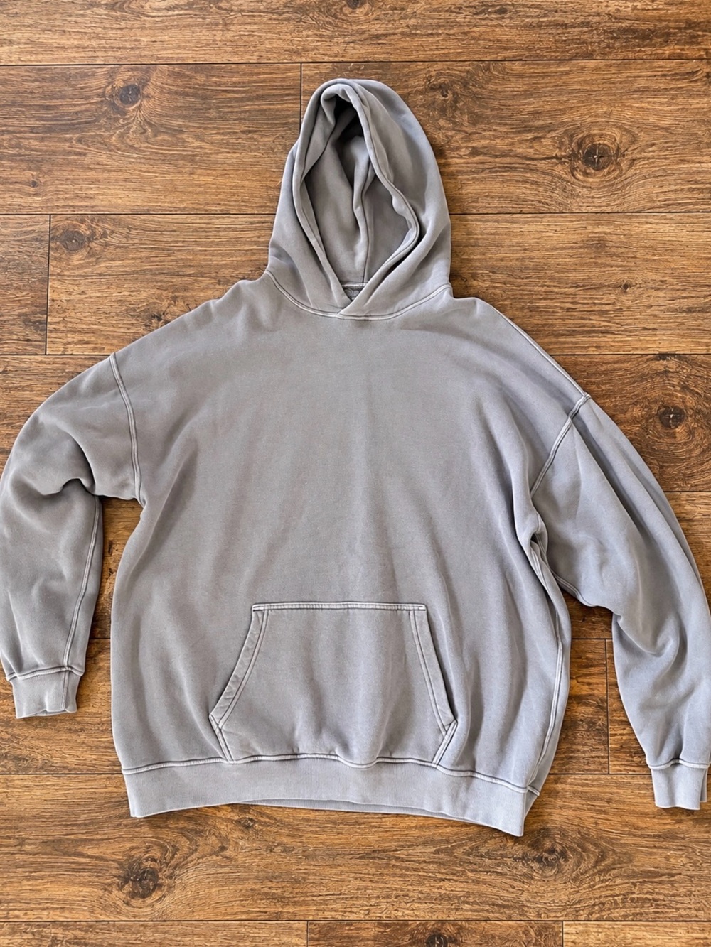 Abercrombie & Fitch Men's Light Gray Crewneck Hoodie